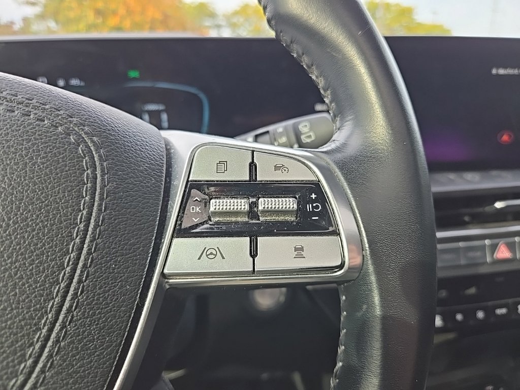 Certified 2025 Kia Telluride S AWD/4WD image 17