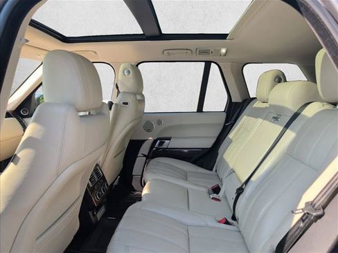 Used 2017 Land Rover Range Rover Supercharged AWD/4WD image 18