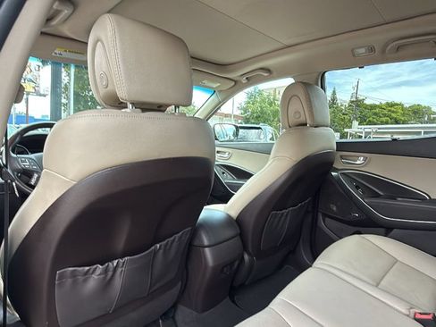 Used 2017 Hyundai Santa Fe Sport FWD image 25