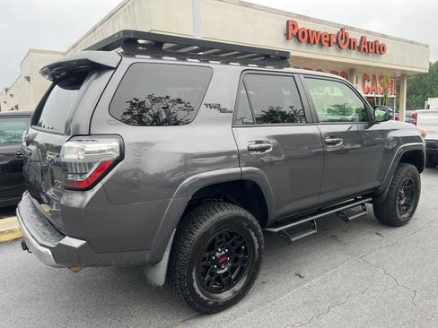 Used 2018 Toyota 4Runner TRD Off-Road Premium AWD/4WD image 6