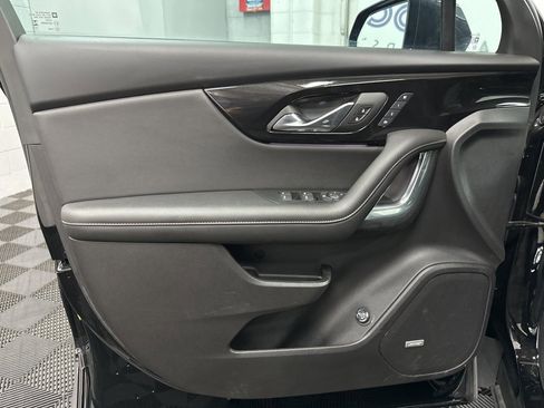 Used 2024 Chevrolet Blazer Premier w/ Enhanced Convenience Package image 15