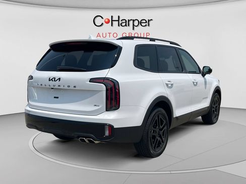 Certified 2025 Kia Telluride SX Prestige X-Line AWD/4WD image 3