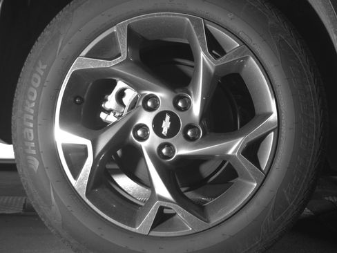 Used 2025 Chevrolet Trax LT image 15