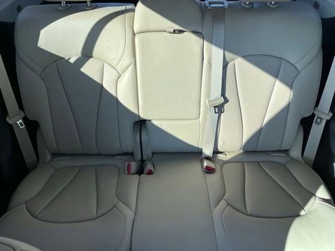 Used 2020 Buick Envision Essence FWD image 25