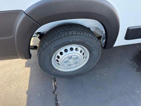 New 2026 RAM ProMaster 2500 w/ Convenience Group image 6