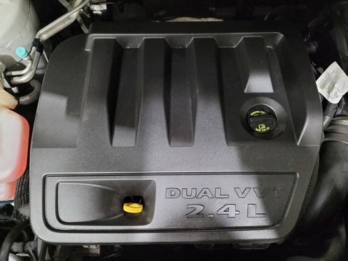 Used 2017 Jeep Compass High Altitude AWD/4WD image 30