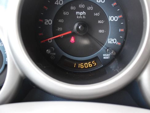 Used 2005 Honda Element EX image 8