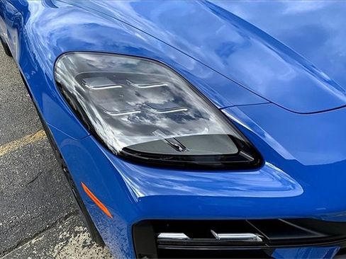 New 2026 Porsche Panamera 4 image 18