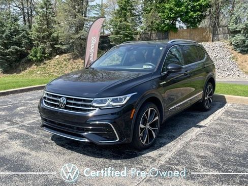 Certified 2024 Volkswagen Tiguan SEL R-Line AWD/4WD image 1