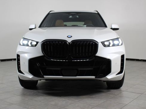 New 2026 BMW X5 sDrive40i w/ M Sport Package image 6