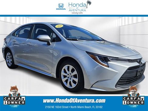 Used 2024 Toyota Corolla LE image 1