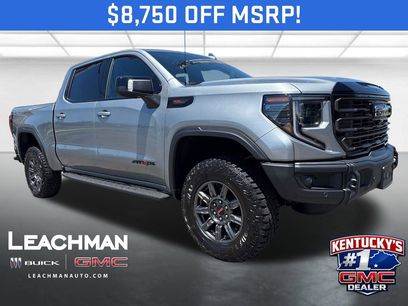 New 2026 GMC Sierra 1500 4x4 Crew Cab AT4X w/ LPO, Black Badging Package