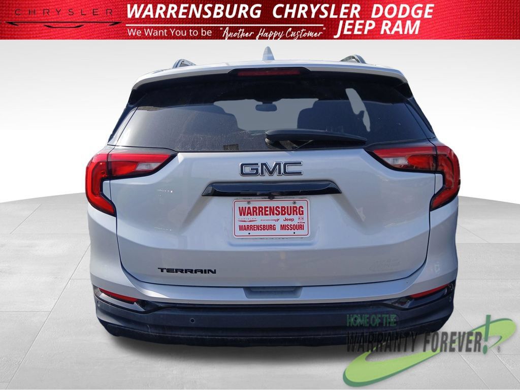 Used 2021 GMC Terrain SLE w/ Driver Convenience Package FWD image 6