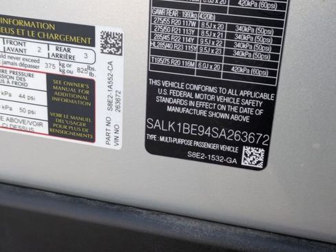 Used 2025 Land Rover Range Rover Long Wheelbase Autobiography image 22