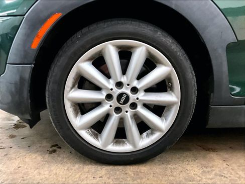 Used 2017 MINI Cooper Clubman S image 10