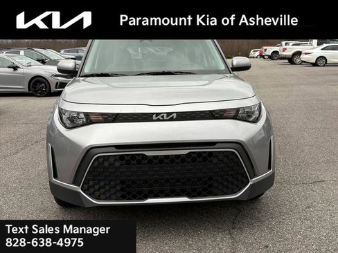 New 2025 Kia Soul LX image 2