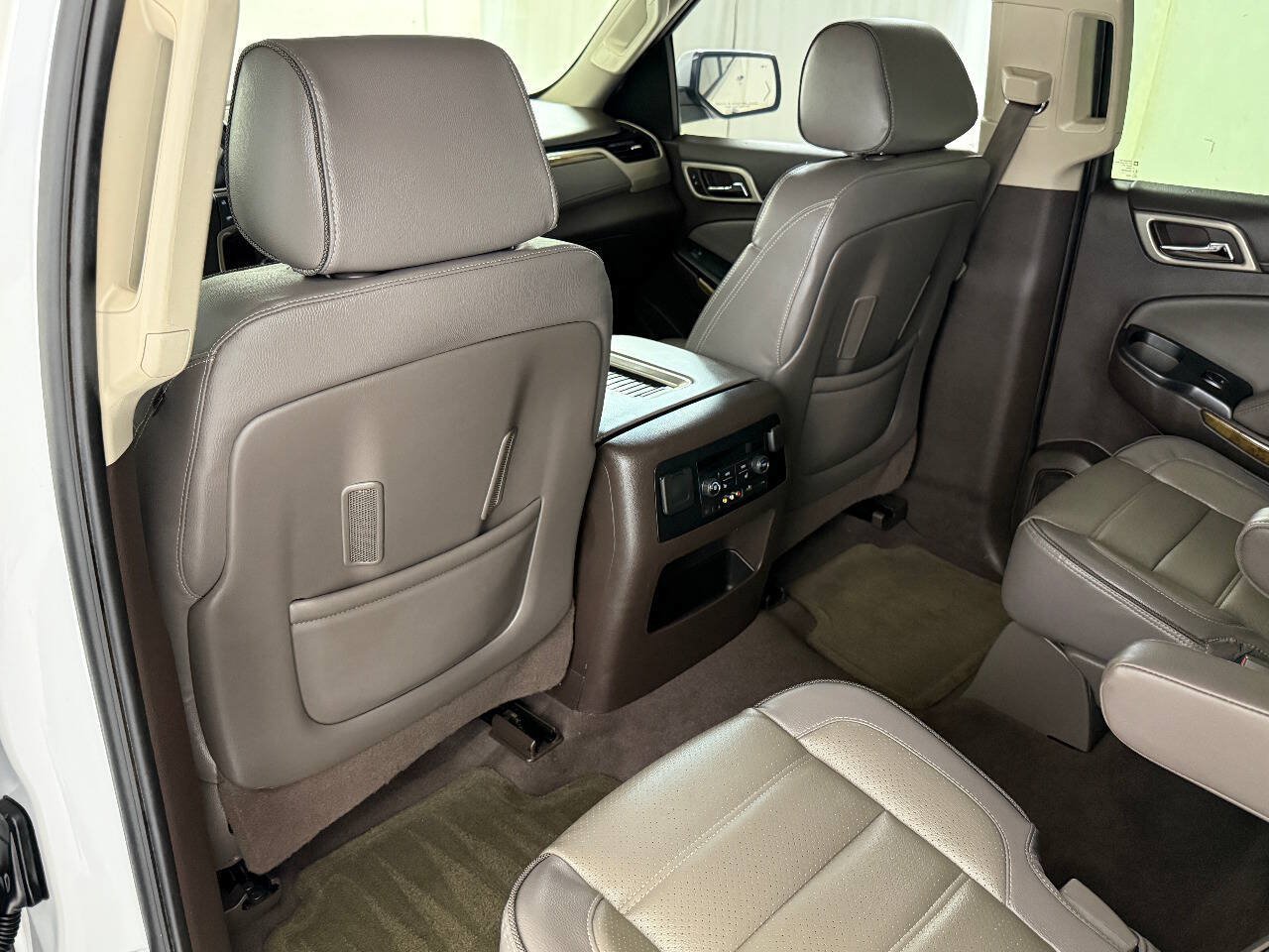 Used 2016 GMC Yukon Denali w/ Open Road Package AWD/4WD image 22