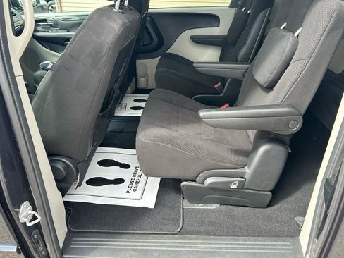 Used 2013 Dodge Grand Caravan SE FWD image 9