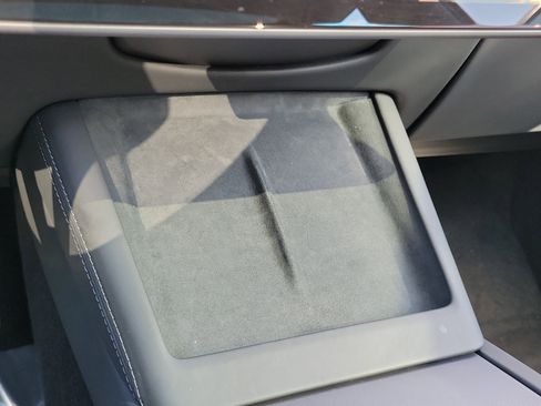 Used 2025 Tesla Model 3 Long Range image 21