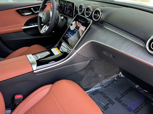 New 2025 Mercedes-Benz C 300 Sedan image 9