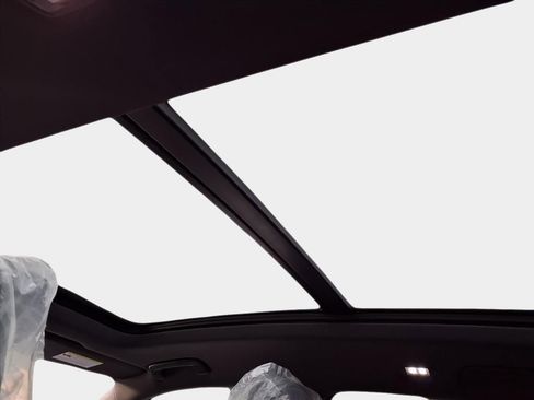 New 2026 Volkswagen Tiguan SE R-Line image 13