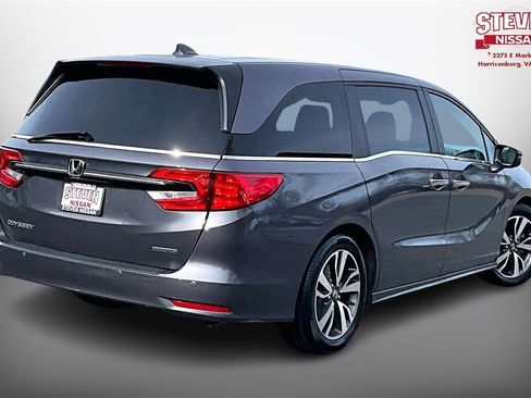Used 2023 Honda Odyssey Touring image 6