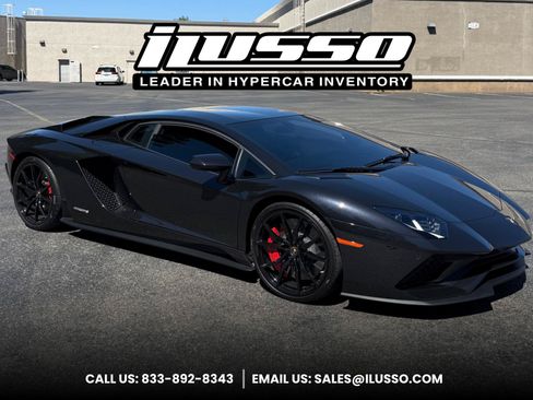 Used 2018 Lamborghini Aventador S AWD/4WD image 1