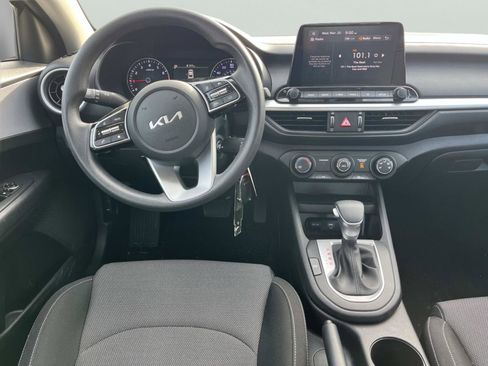 Certified 2024 Kia Forte LXS w/ LXS Technology Package FWD image 12