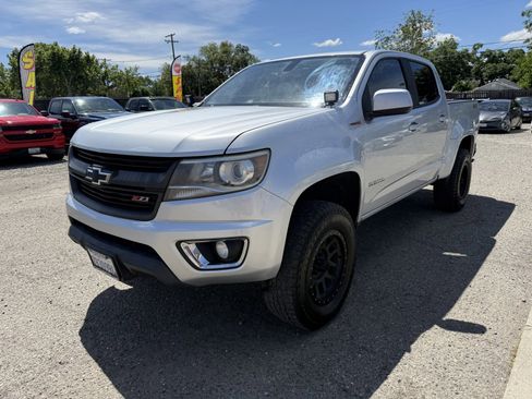 Used 2017 Chevrolet Colorado Z71 image 1