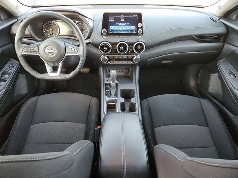 Used 2024 Nissan Sentra SV image 11