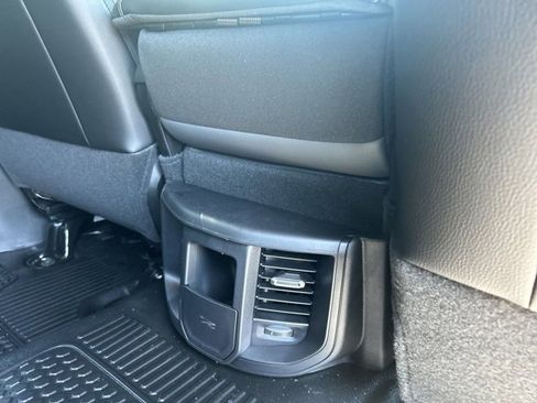 Used 2024 RAM 2500 Tradesman w/ Chrome Appearance Group image 37