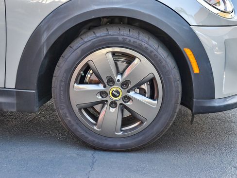 Used 2022 MINI Cooper SE image 9