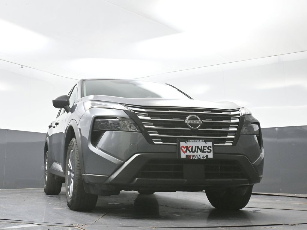 Used 2024 Nissan Rogue S AWD/4WD image 51