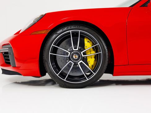 Used 2021 Porsche 911 Turbo S image 9