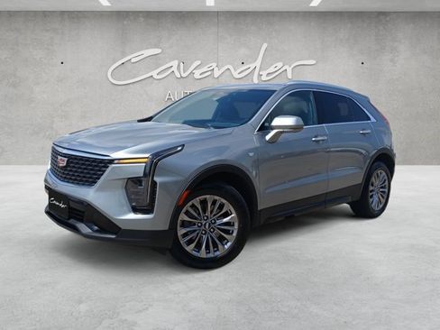 Certified 2025 Cadillac XT4 Premium Luxury FWD image 1