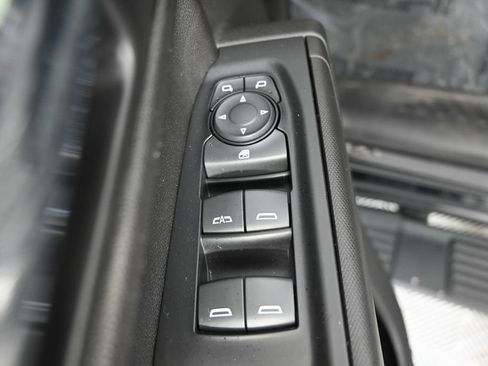 Used 2020 Chevrolet Silverado 1500 Custom Trail Boss w/ Custom Convenience Package image 19