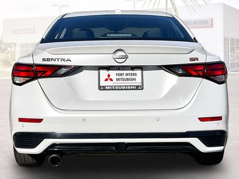 Used 2025 Nissan Sentra SR FWD image 16