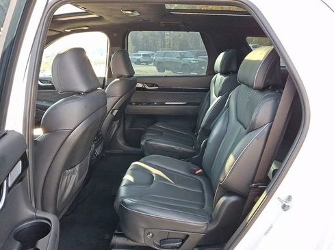 Used 2023 Hyundai Palisade Calligraphy image 13