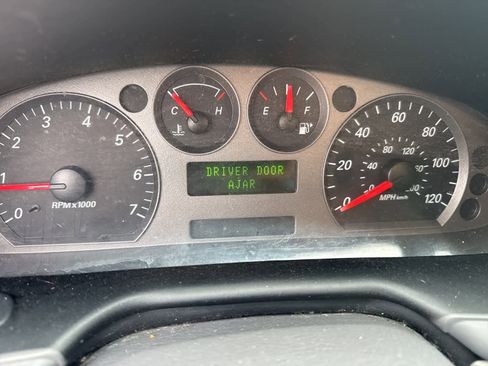 Used 2005 Mercury Sable LS image 26