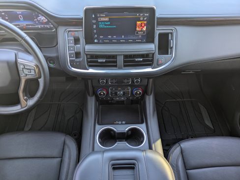 Used 2024 Chevrolet Tahoe High Country w/ Premium Package 2 image 12