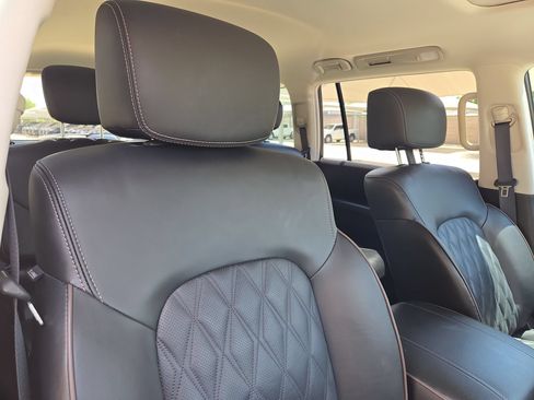 Used 2023 Nissan Armada Platinum w/ Captain's Chairs Package RWD image 35