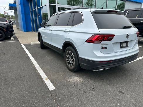 Used 2019 Volkswagen Tiguan SE w/ Panoramic Sunroof Package AWD/4WD image 5