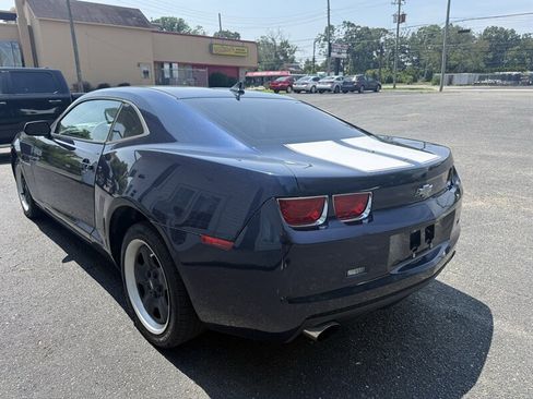 Used 2010 Chevrolet Camaro LS RWD image 5