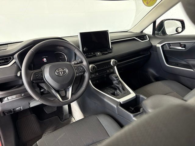 Used 2023 Toyota RAV4 XLE w/ Convenience Package AWD/4WD image 11