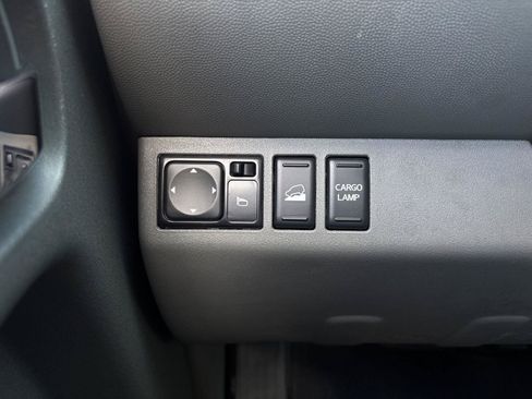 Used 2019 Nissan Frontier SV w/ Value Truck Package AWD/4WD image 23