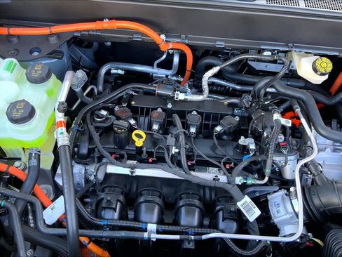 New 2026 Ford Maverick XLT image 17