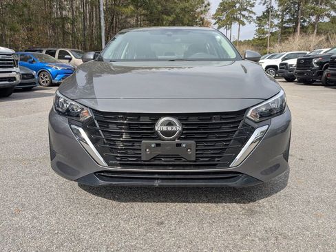 Used 2024 Nissan Sentra SV image 9
