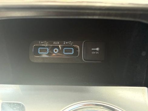 Used 2020 Jeep Grand Cherokee Laredo AWD/4WD image 23