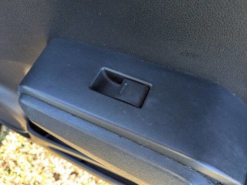 Used 2009 Honda Fit image 32