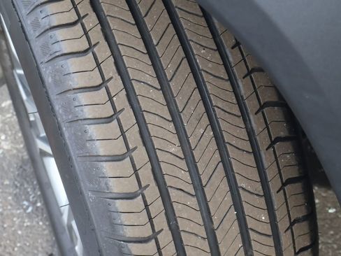 Certified 2025 Chevrolet Equinox LT image 14